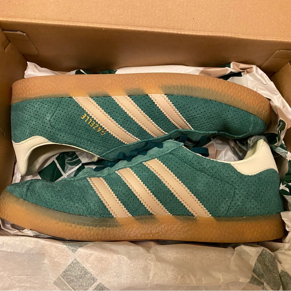 Adidas Gazelle size 6 (boys - fits like women size 8) sneakers